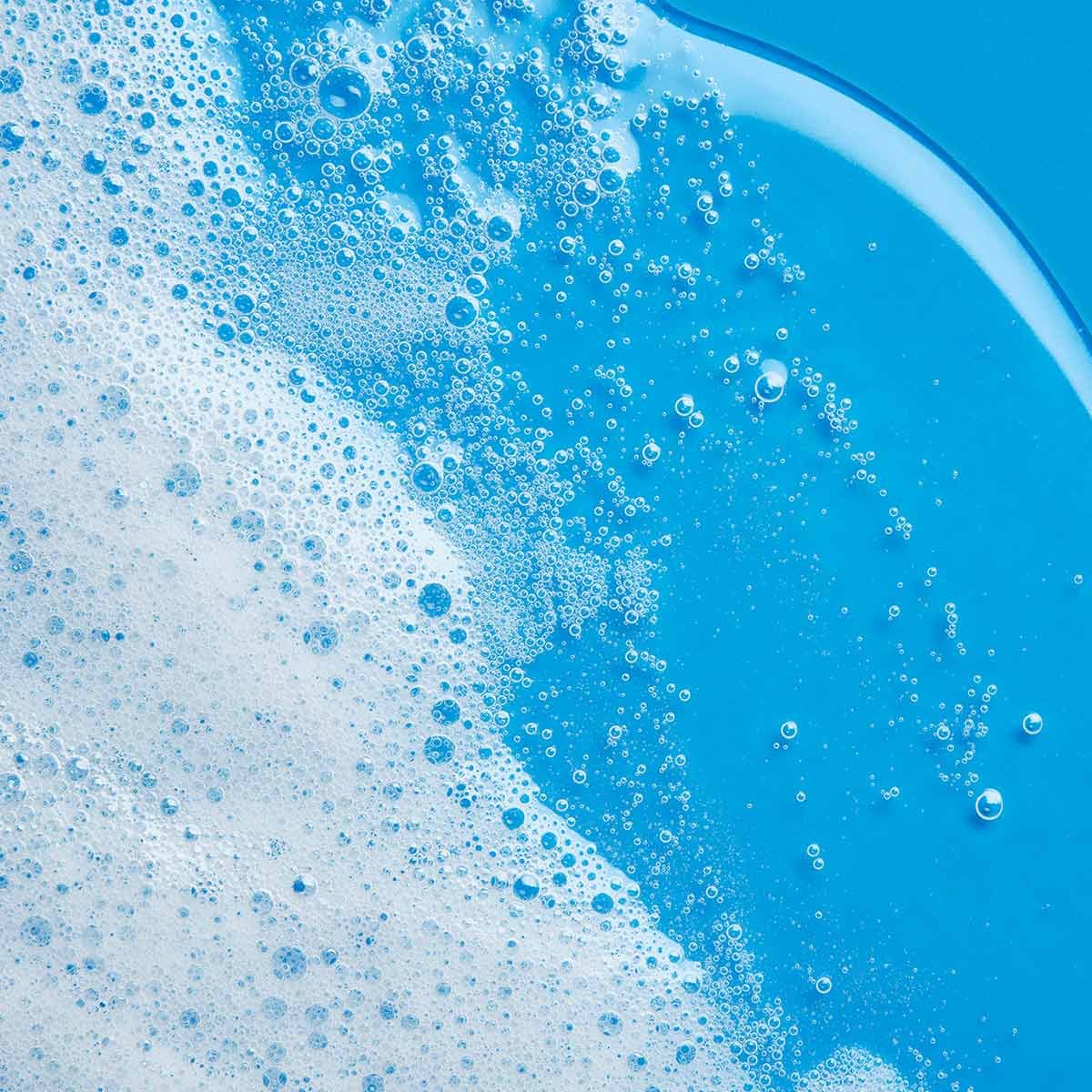 Lrp Toleriane Foam in Gel Hydrating Purifying Double Cleanser Texture